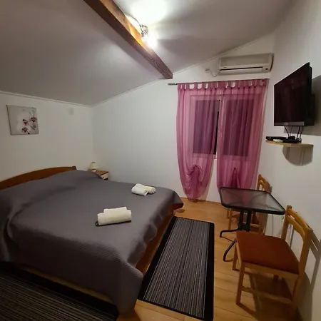 Affittacamere Camp Krka Lozovac