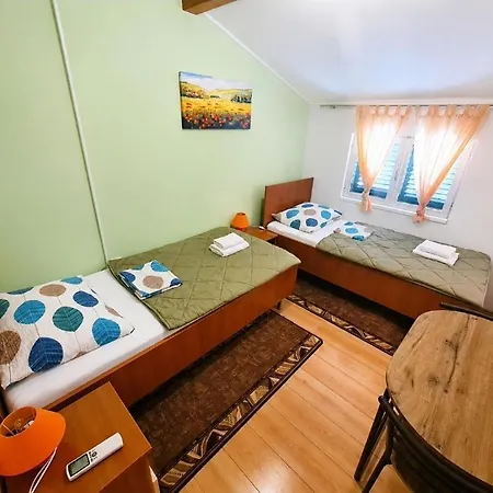 Camp Krka Affittacamere 3*