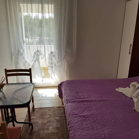 Camp Krka Gasthuis 3*