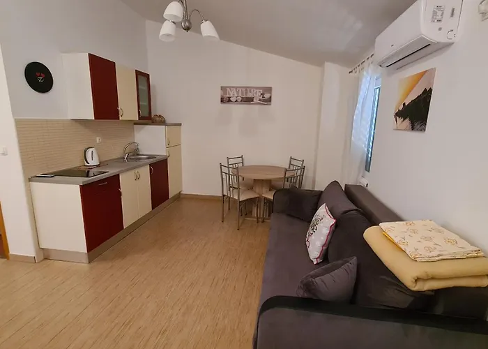 Camp Krka Affittacamere