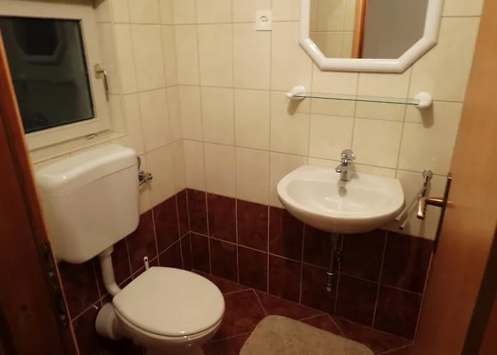 בית הארחה Camp Krka 3*